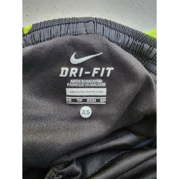 Nike Running Shorts Womens XS Neon Black Run Retro Lined Atheistic Performance - Picture 7 of 8